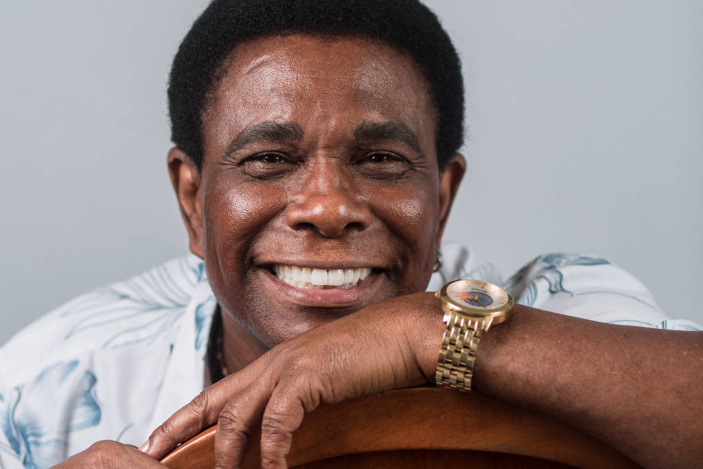 Plano de lançar Neguinho da Beija-Flor ao Senado no RJ abre nova disputa no PT