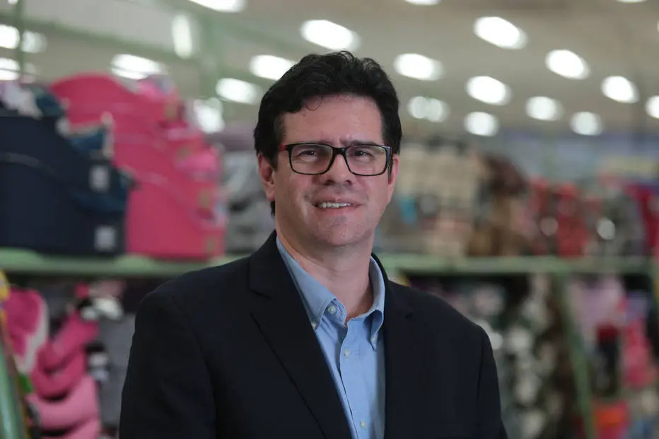 'Home office incentivou compras para os pets', diz Sergio Zimerman