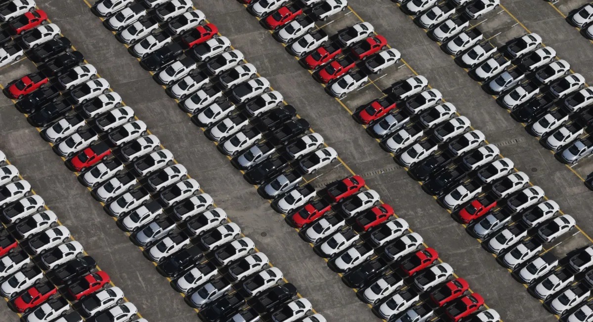 Montadoras podem parar produção em até 3 semanas por falta de chips