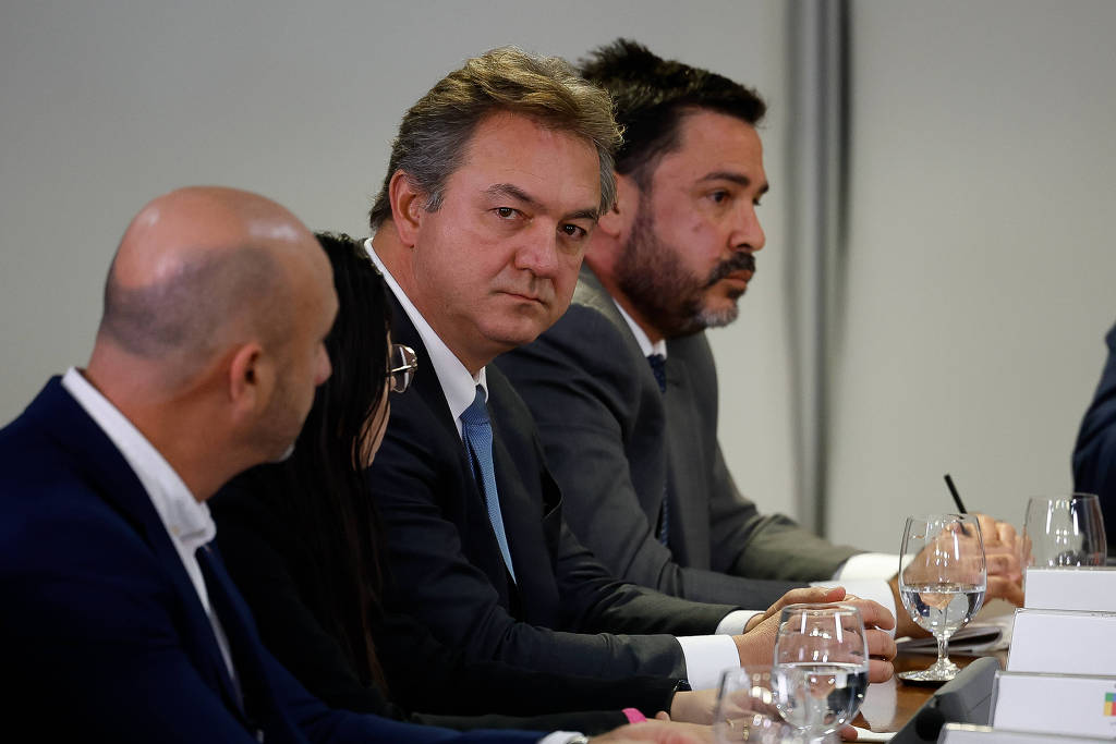 Compra de ativos do Banco Master por Joesley Batista entra na mesa de negociao