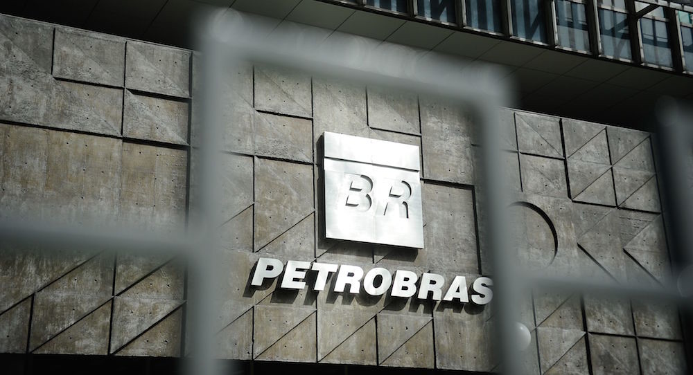O Que o Caso Petrobras e o “Risco Brasília“ Podem Ensinar ao Investidor?