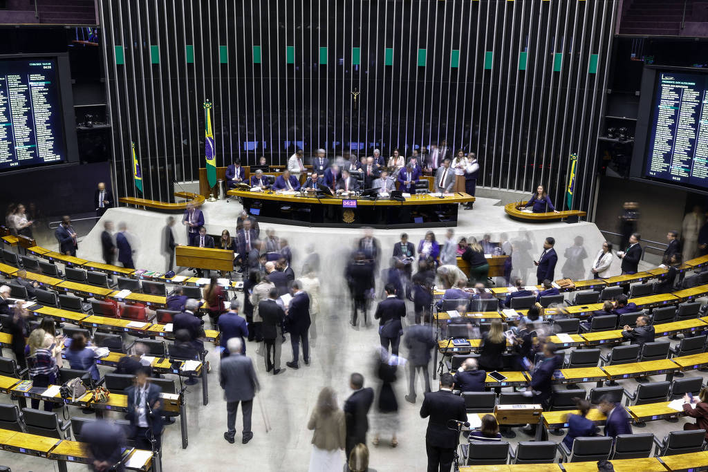 'No pintou qumica, foi uma indstria petroqumica', diz Lula sobre conversa com Trump