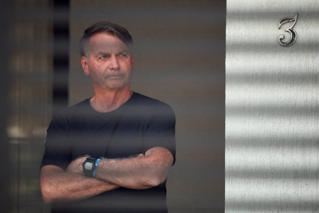 Mensagens desmoralizam Bolsonaro, mostram poder de Malafaia e reforam dilema de Tarcsio