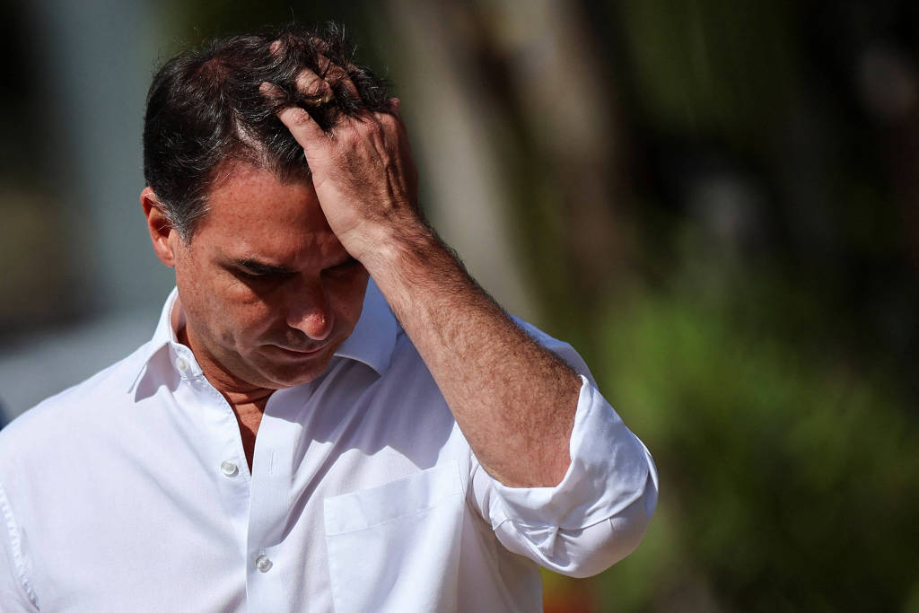 Flávio prega união, elogia Michelle e Tarcísio e acena a Caiado, Zema e Ratinho