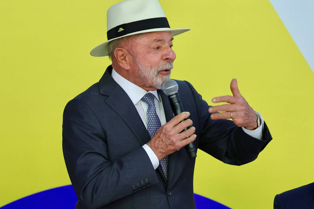 Lula vai renunciar � candidatura?