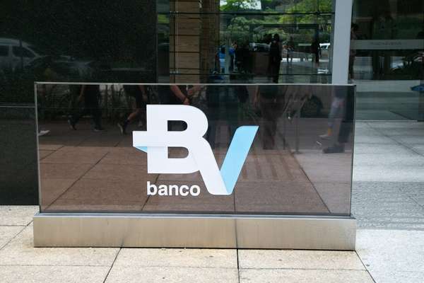 Rumores sobre compra do Banco BV derrubam aes da PagSeguro