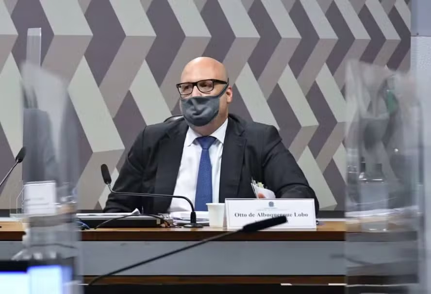 Em derrota para Haddad, Lula indica presidente da CVM de olho na aprova��o de Messias para o STF