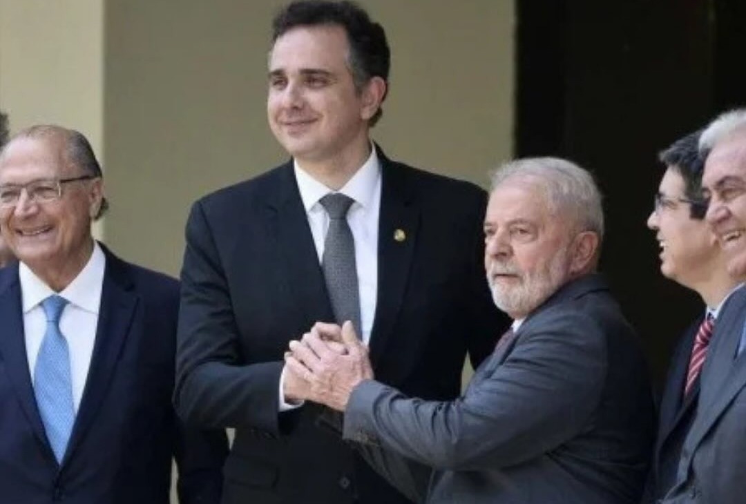 Rodrigo Pacheco � o candidato oficial de Lula ao governo de Minas Gerais, crava jornal JNoroeste