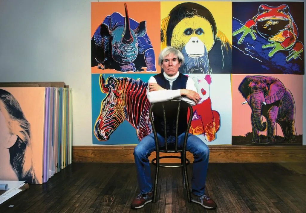 Exposio de Andy Warhol traz a crtica por trs do brilho da pop art