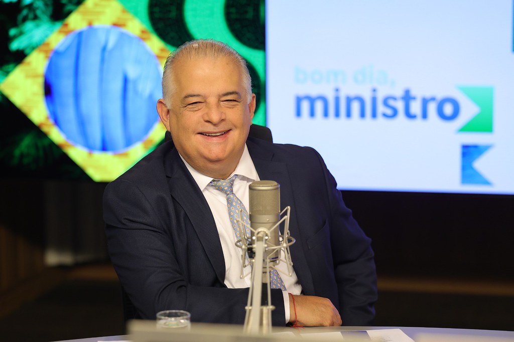 Tarifao impulsiona 'soluo Frana' para o governo de So Paulo