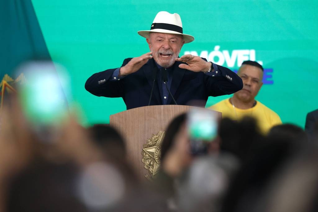 Lula amplia coordenação de pré-campanha e instala comitê em Brasília