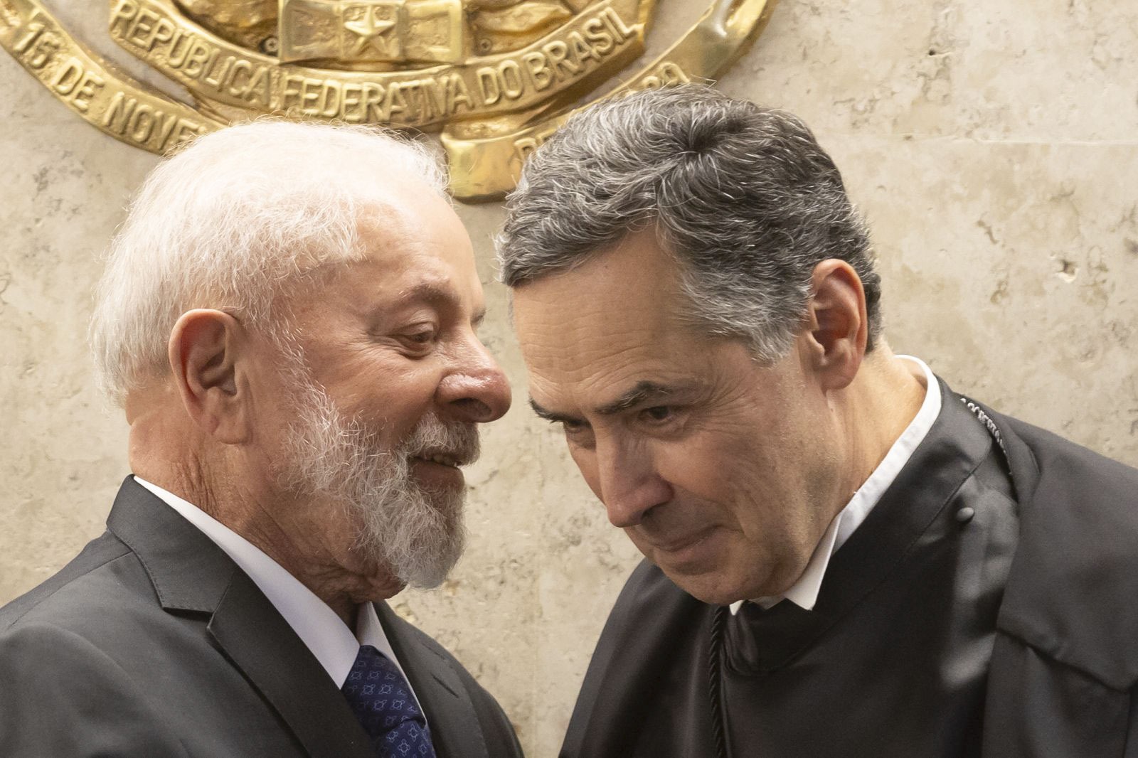 Barroso vai sair do STF e ser embaixador na Europa?