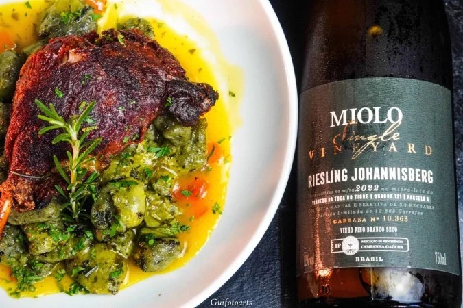 Tesouro nacional: um roteiro para conhecer a produo de vinhos brasileiros