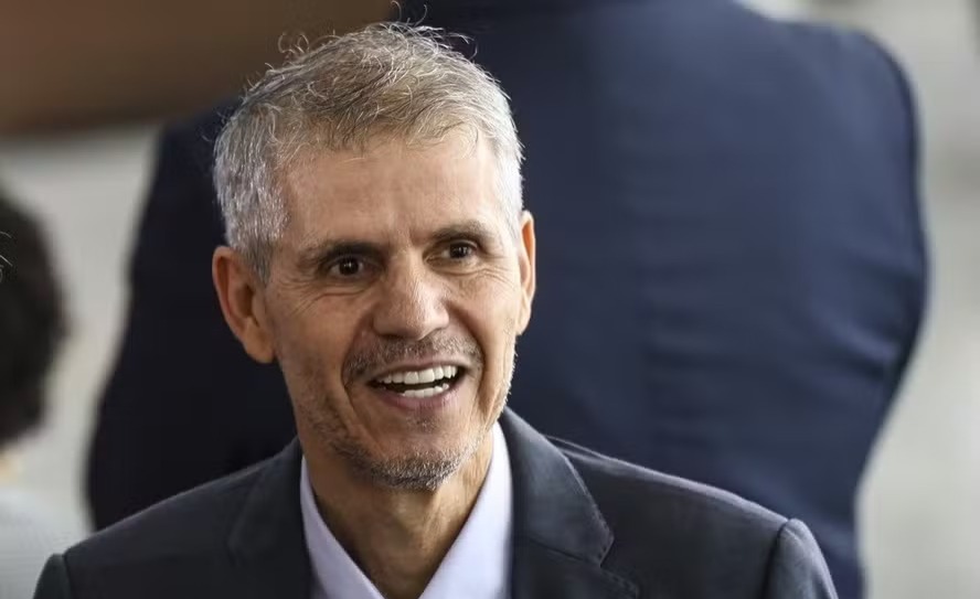 'Jogo poltico': 'Faltou ao governo Lula comunicar a herana que encontrou', diz Sidnio Palmeira