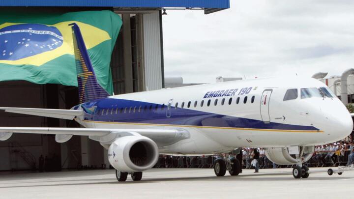 'Pérola brasileira': jornal francês exalta trajetória de sucesso industrial da Embraer