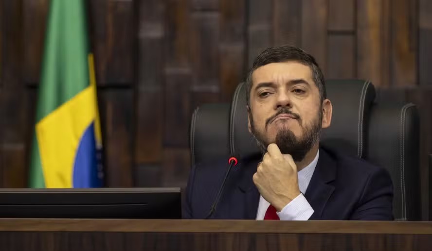 As conexes entre Bacellar, presidente da Alerj e aspirante ao governo do Rio, e o esquema de aluguel de uma prefeitura