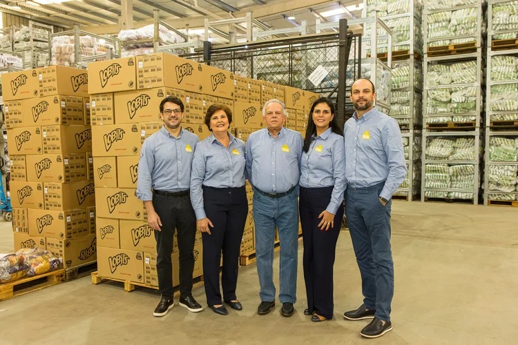 A marca de salgadinhos que desafia gigantes e fatura R$ 130 milhões