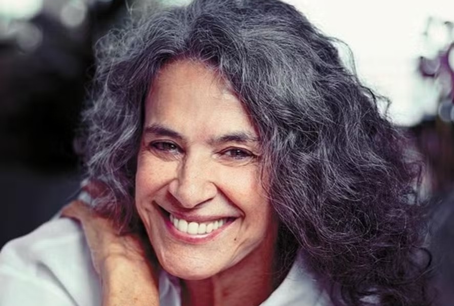 Simone estreia no Circo Voador 'plugada em 220 volts': 'Fao coisas que muita mulher de 40 no faz'