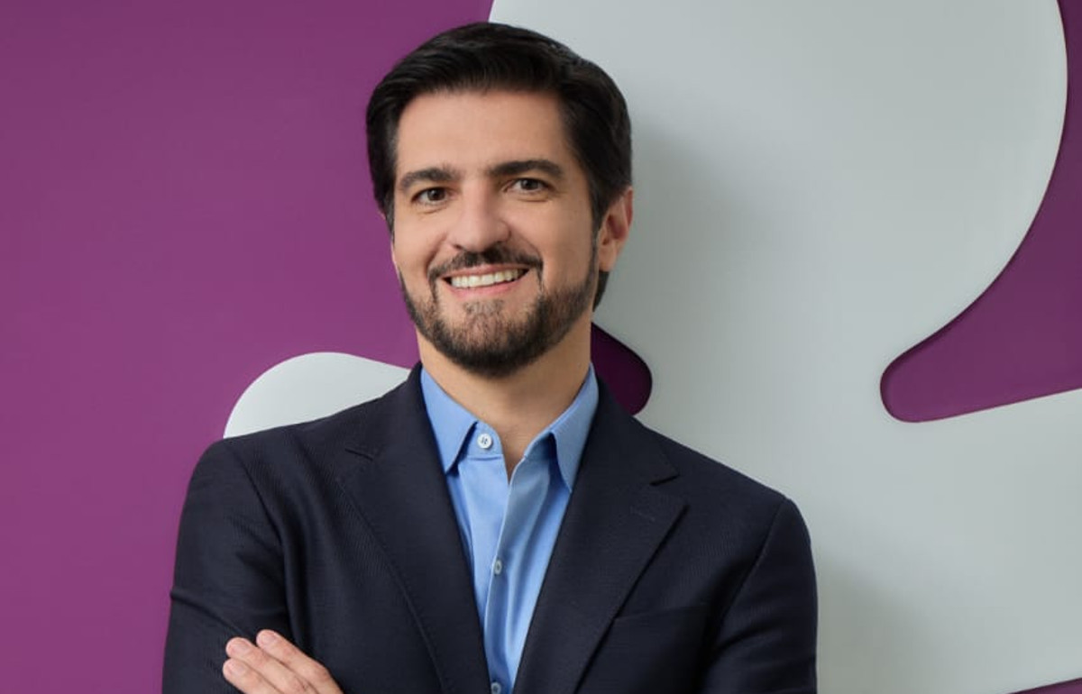 Vivo reestrutura vice-presidncias e cria cargo de COO. Alex Salgado assume.