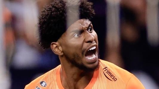 Hugo brilha nos pênaltis, Corinthians bate Cruzeiro de Cássio e vai à final