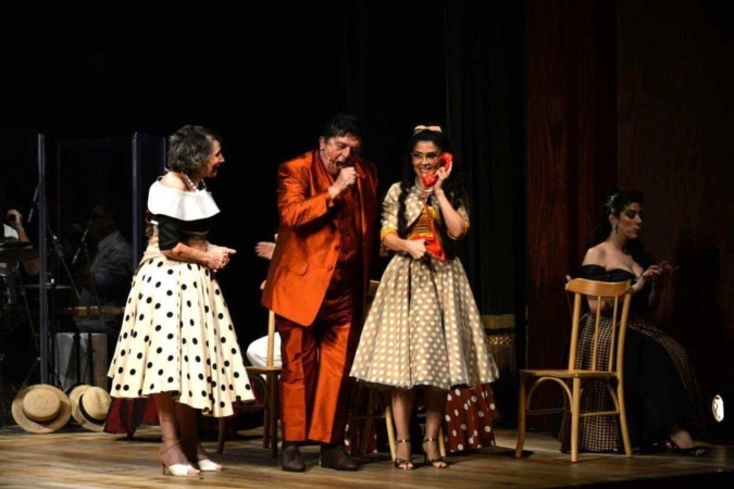 Musical 'Chat & os Dirios Associados - 100 Anos de paixo' estreia no RJ
