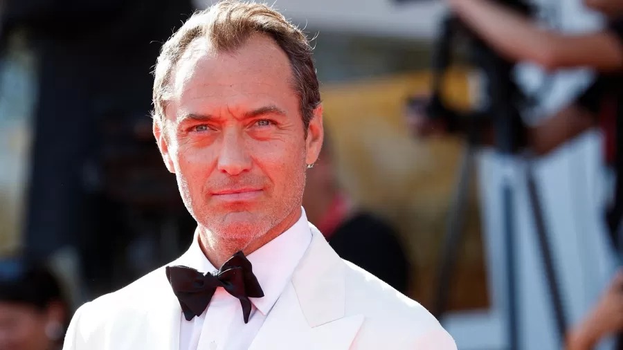 Jude Law ficou 'obcecado' por Putin na preparao para filme 'The wizard of the Kremlin'