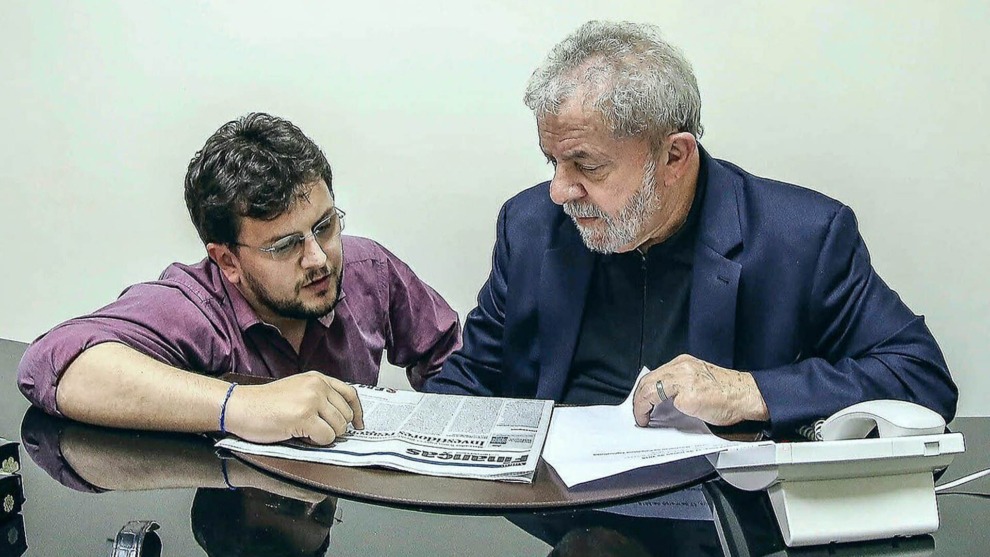Discreto e reservado: quem  o homem que cuida da agenda de Lula