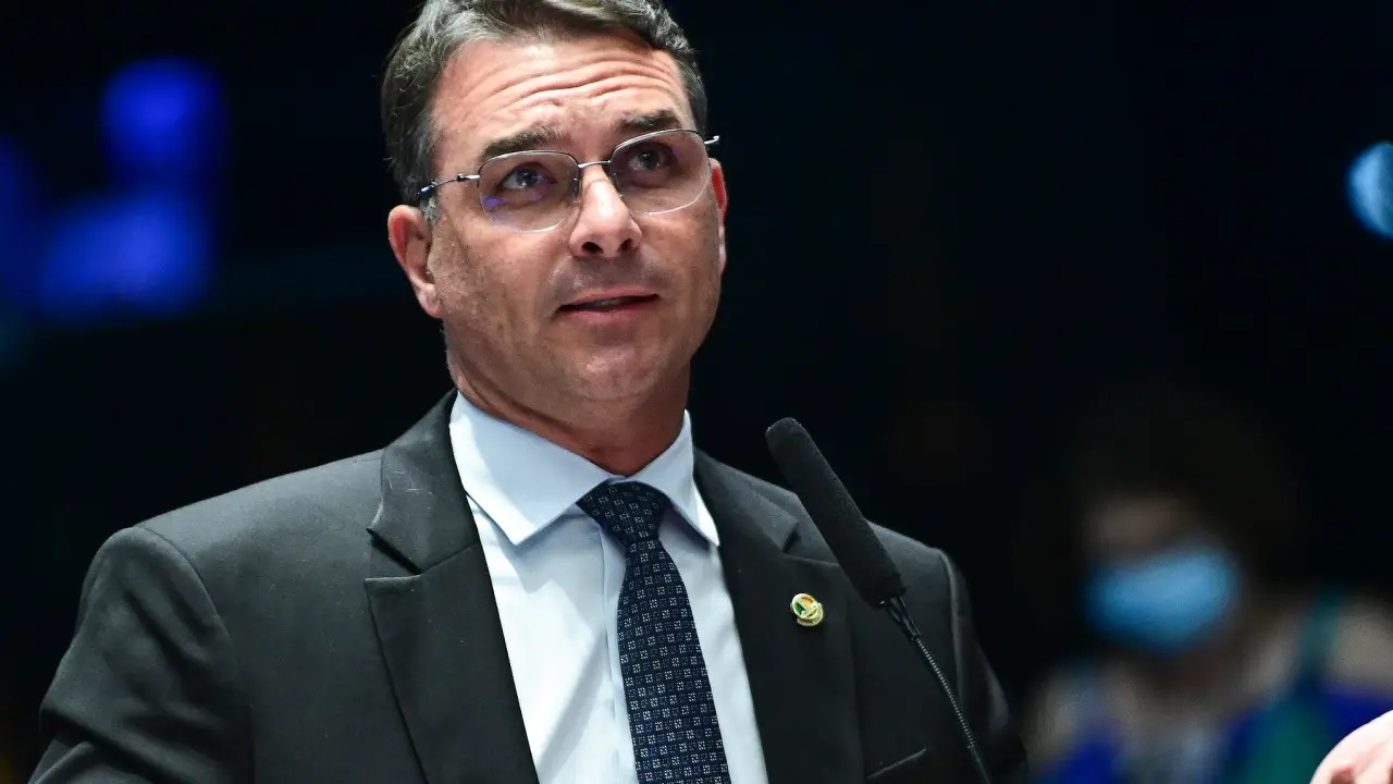 Rejei��o ainda � o 'calcanhar de Aquiles' de Fl�vio Bolsonaro, aponta pesquisa