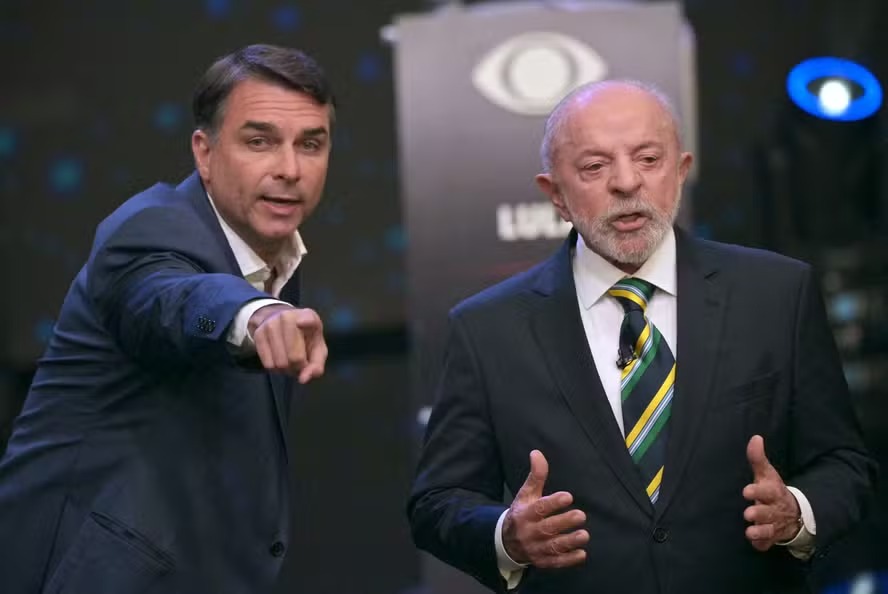 Quaest: indecisos dobram e chegam a 14% na pesquisa espontânea