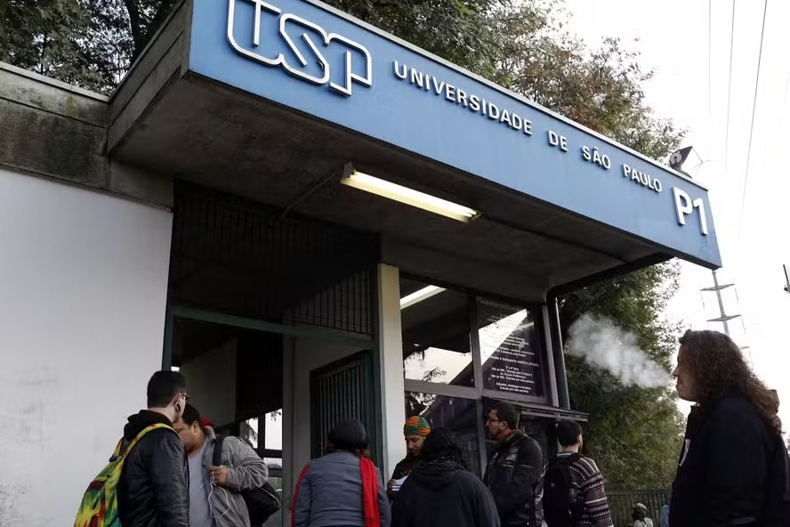USP fica entre as 100 melhores universidades do mundo em ranking brit�nico