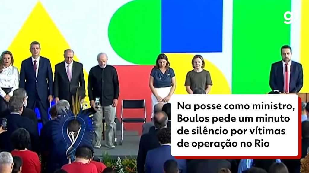 Boulos toma posse como ministro e pede minuto de silêncio por vítimas de operação no Rio