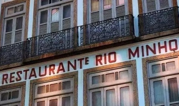Restaurante Rio Minho, mais antigo do Rio, reabre seu salo principal